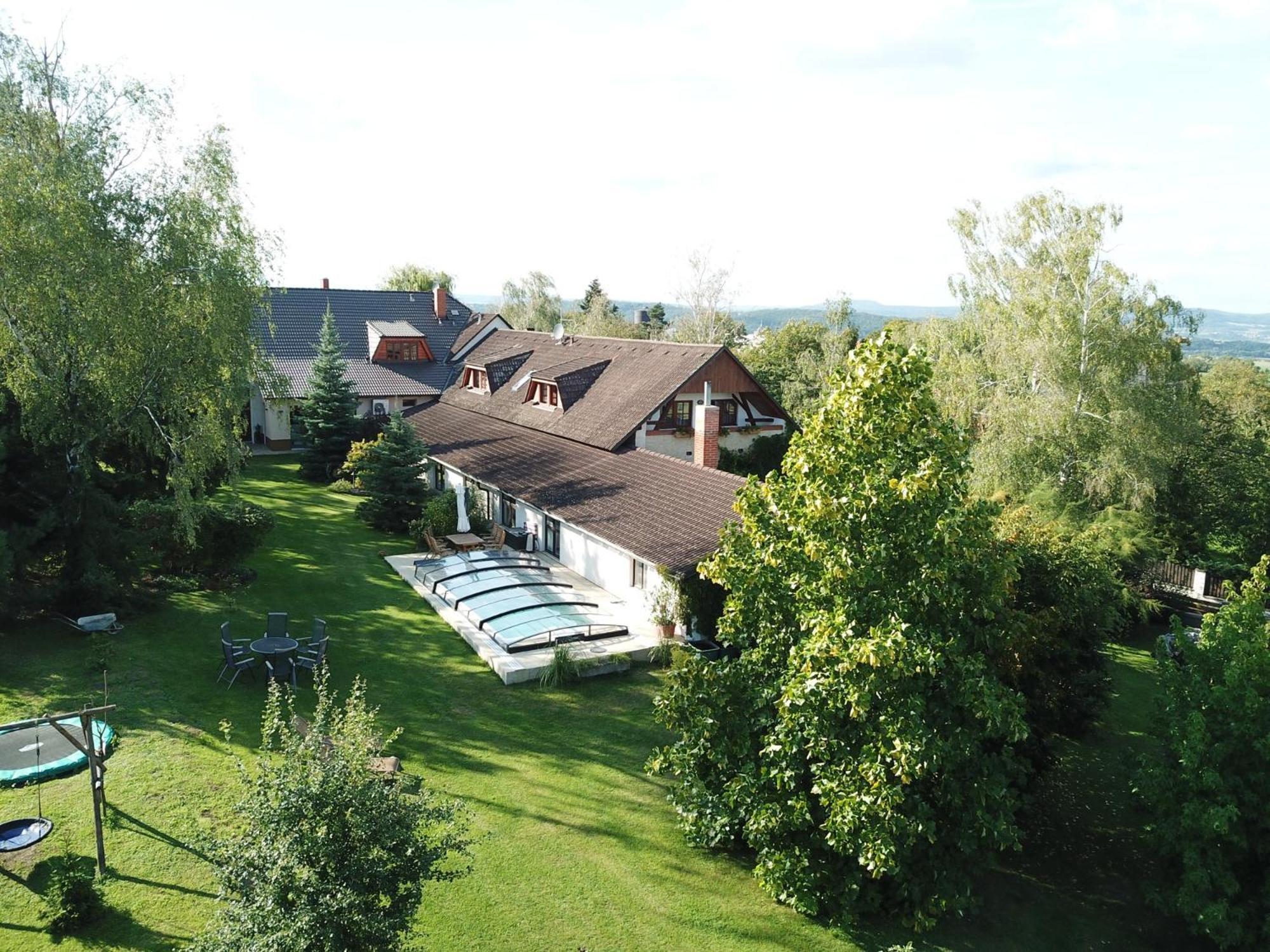U Prejzku Apartment Lhotka  Bagian luar foto