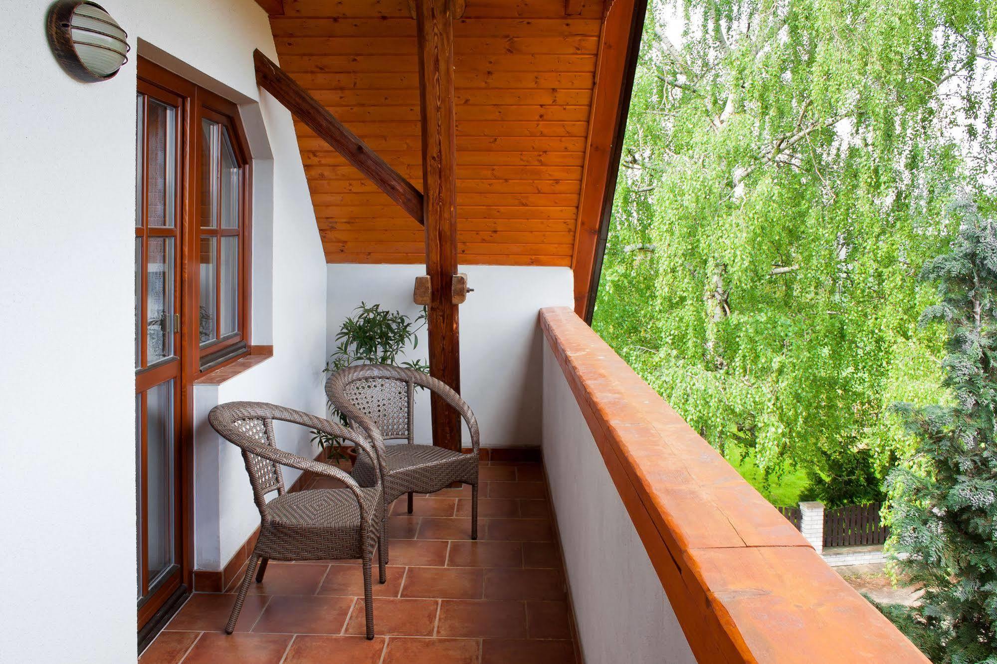 U Prejzku Apartment Lhotka  Bagian luar foto